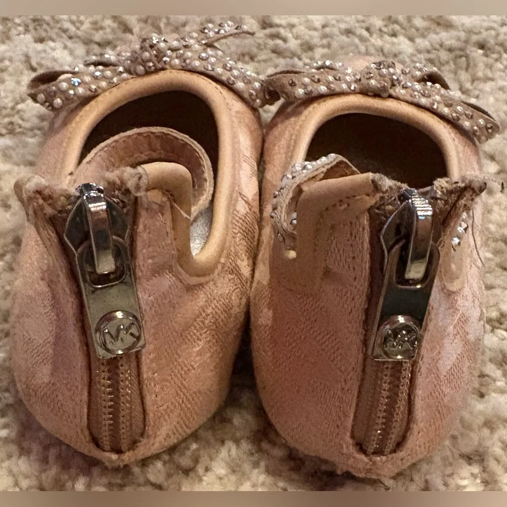 3/$15 Michael Kors Baby Kids Dress Shoes in Pink with Pearls